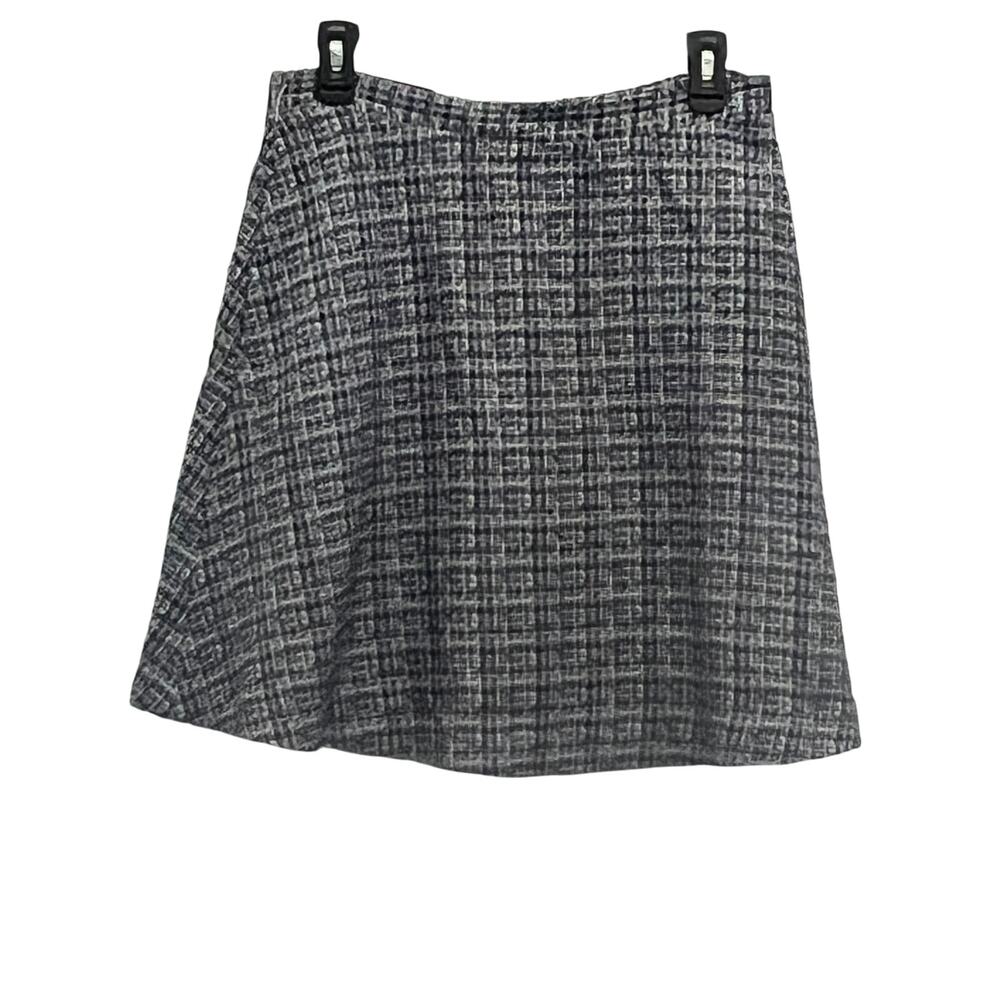 Banana Republic black and white houndstooth A-line skirt. Size 2 Preppy